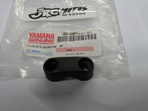 Support guidon YAMAHA 5BKF344100