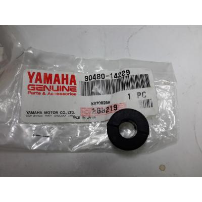 Passe fil Rondelle caoutchouc 9048014229 YAMAHA