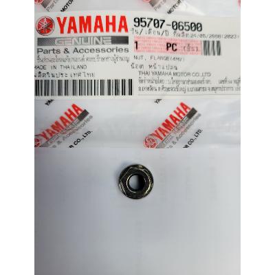 ECROU M6x1.00 A COLLERETTE DE CYLINDRE BWS YAMAHA 9570706500